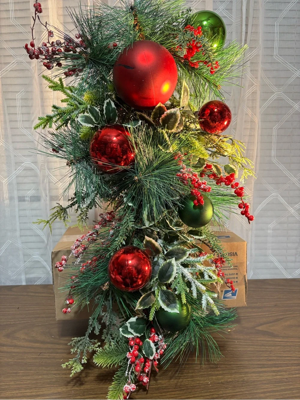 Christmas teardrop swag Pineneedles, Holly leaves and red berry clusters, 24”